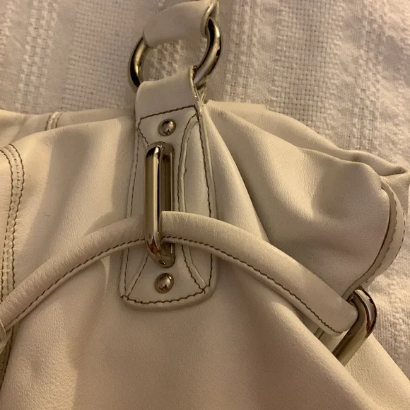 B. Makowsky leather handbag - Picture 5 of 9